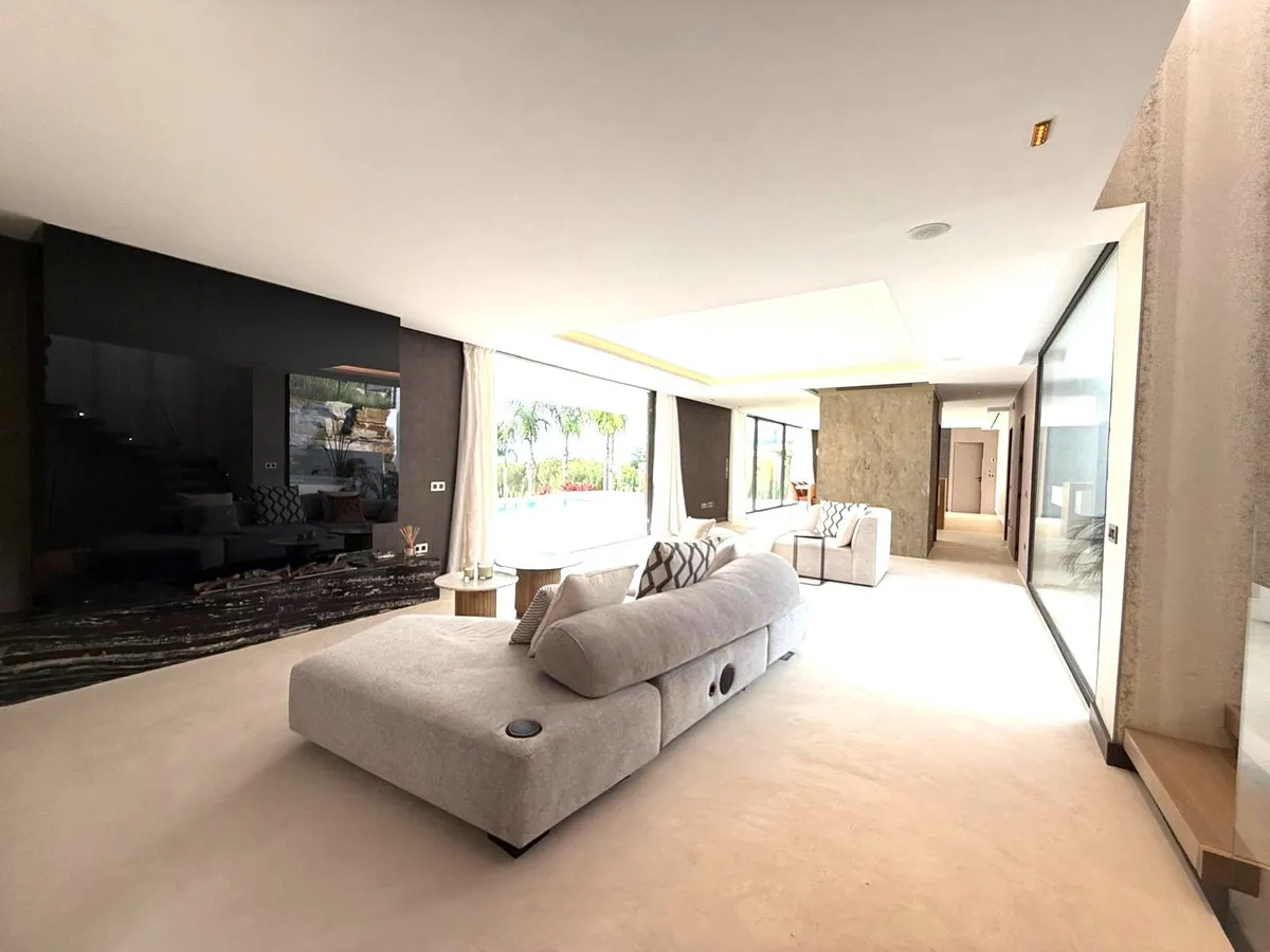 17cf7023-4dd4-46db-961d-c72f7923acf0