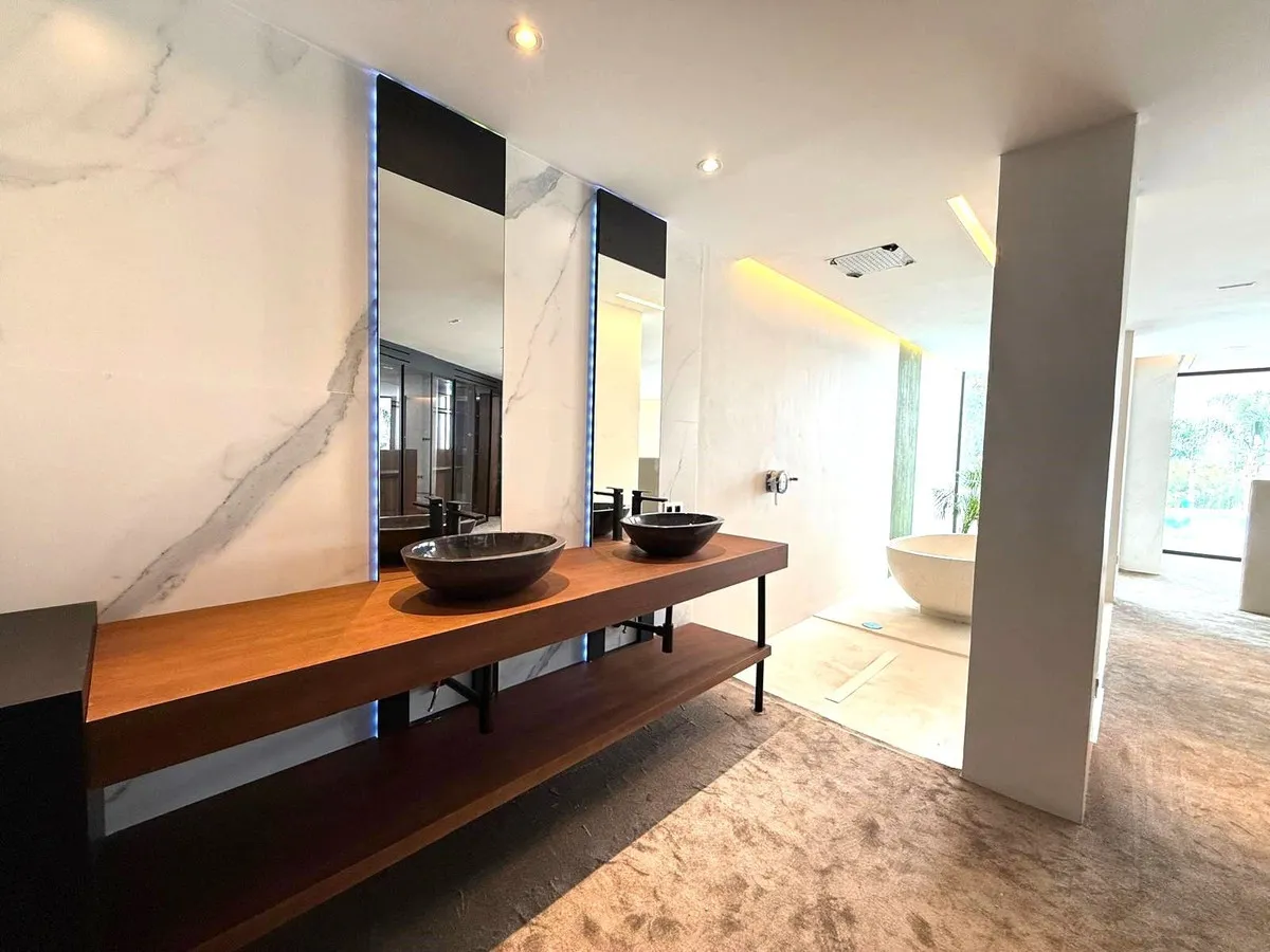 1a3075ce-a3d8-4d20-980a-596221967543