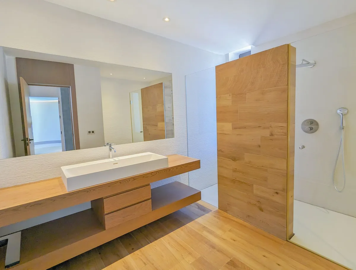 bcaea6c5-8e3e-47aa-8cfd-118e08600187