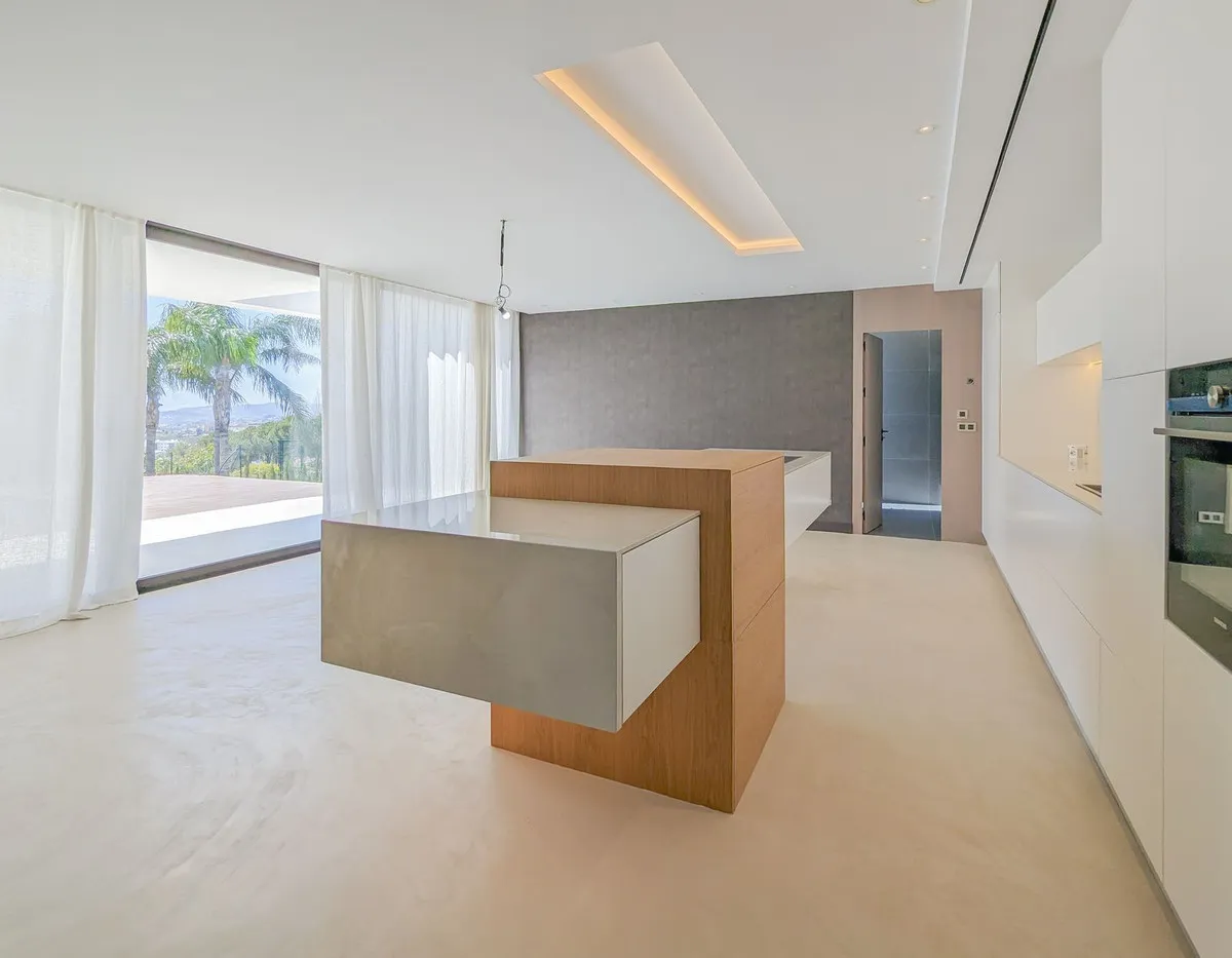 c37cacf7-b8db-4dcb-b4f9-0a3b5ea257f5