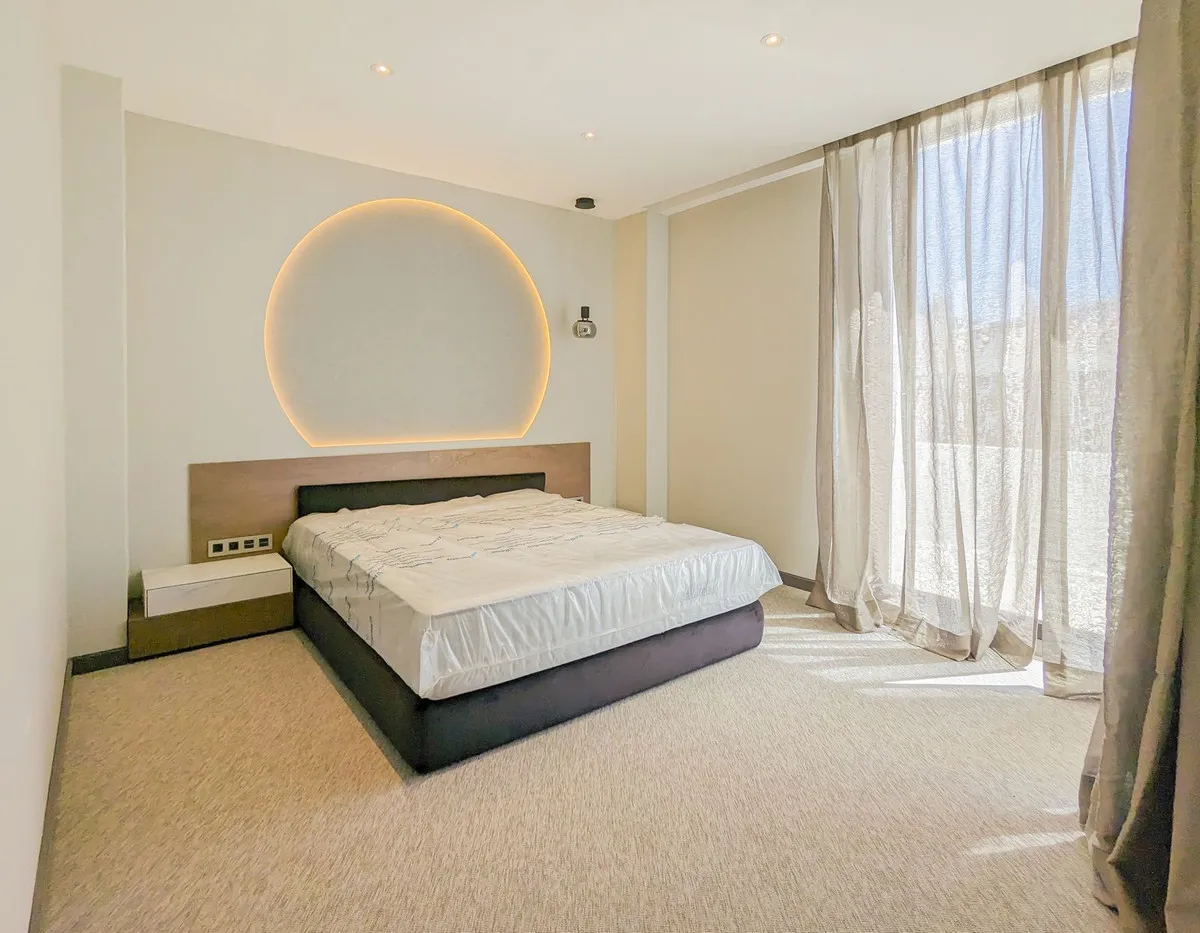 dc5eb093-cab5-4628-a6b2-6d1feb658ace