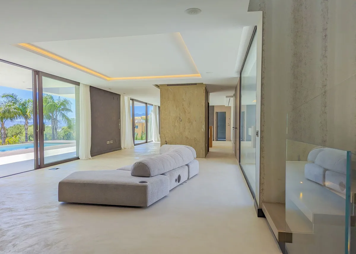 fd148585-5c7c-4769-a7b7-ebd1e71d6578