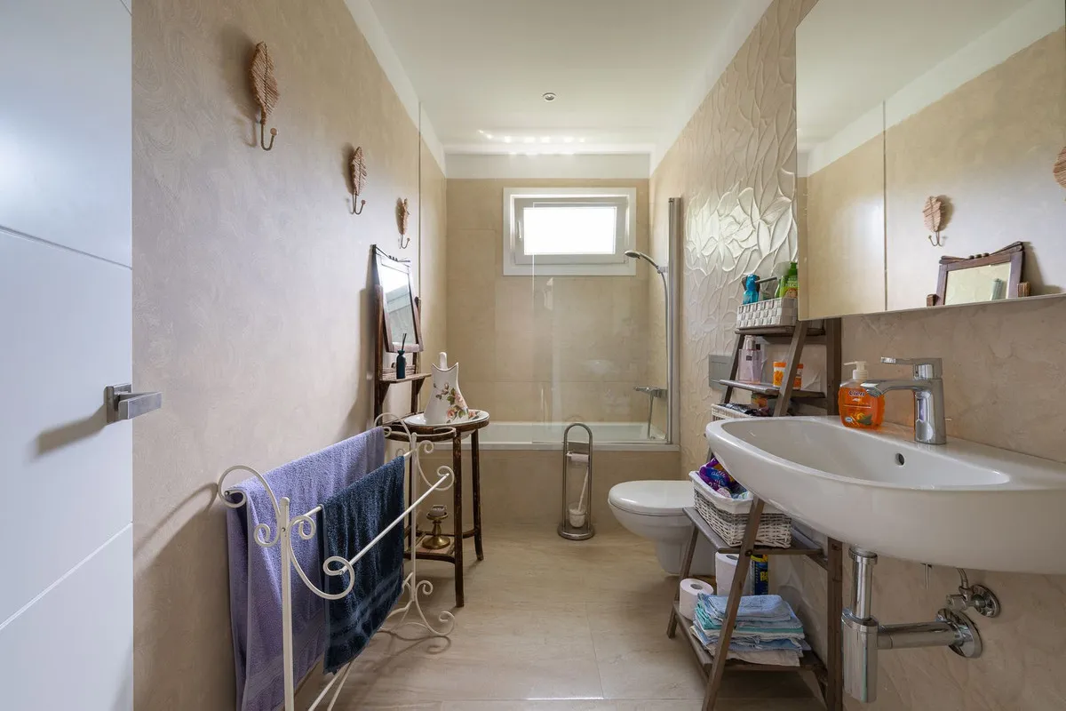 02954757-4830-4513-b6c8-5c360cafb754