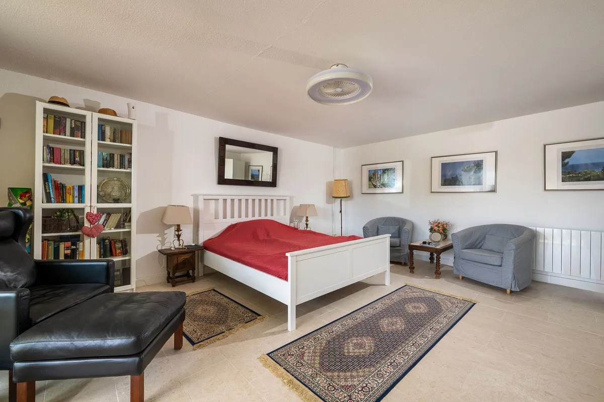 2761d15a-f61b-423c-9e94-9037cec8a186