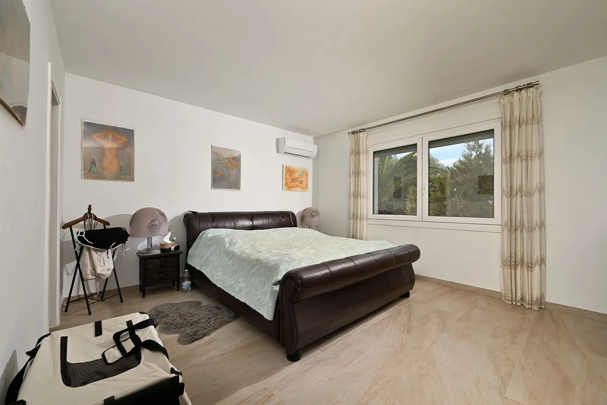 833c9712-ef28-413d-a49e-cfa266b55436