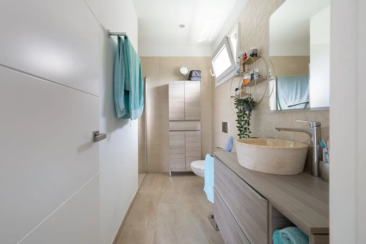 8adf8a8e-d2a9-457b-ac66-dde10a54dbbd