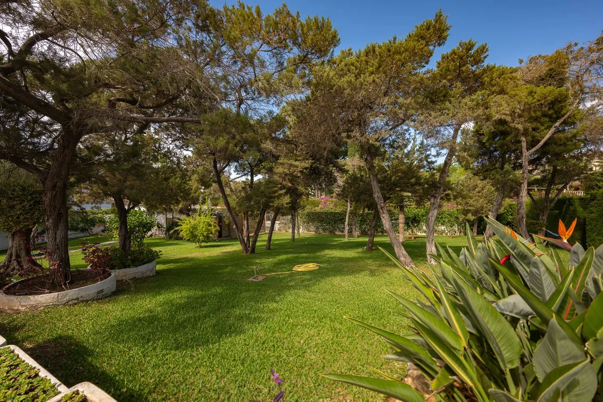 cb593ec2-3010-4438-842d-9ffd246a40ad