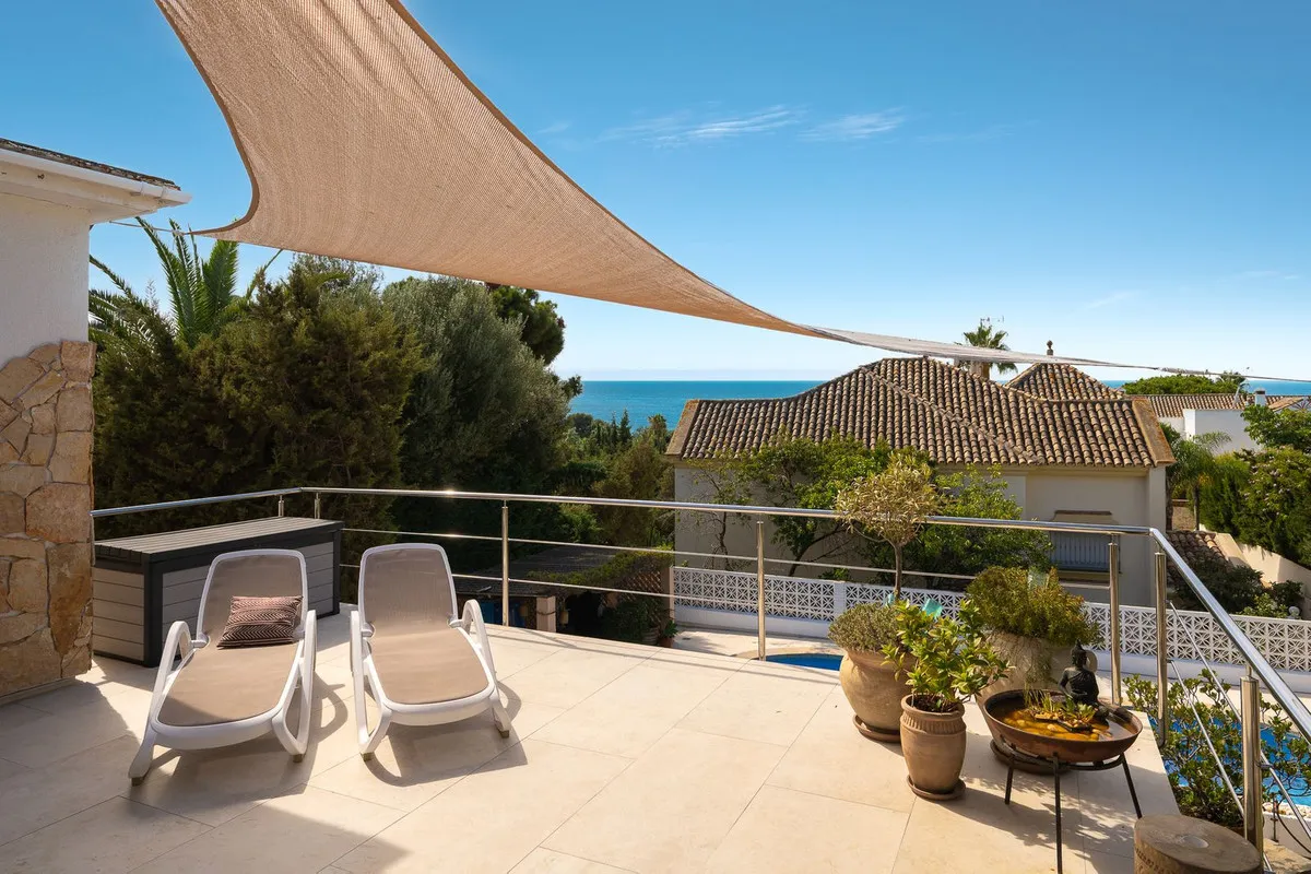 ef9f06f0-f340-4c43-a83e-6948cde3e09b