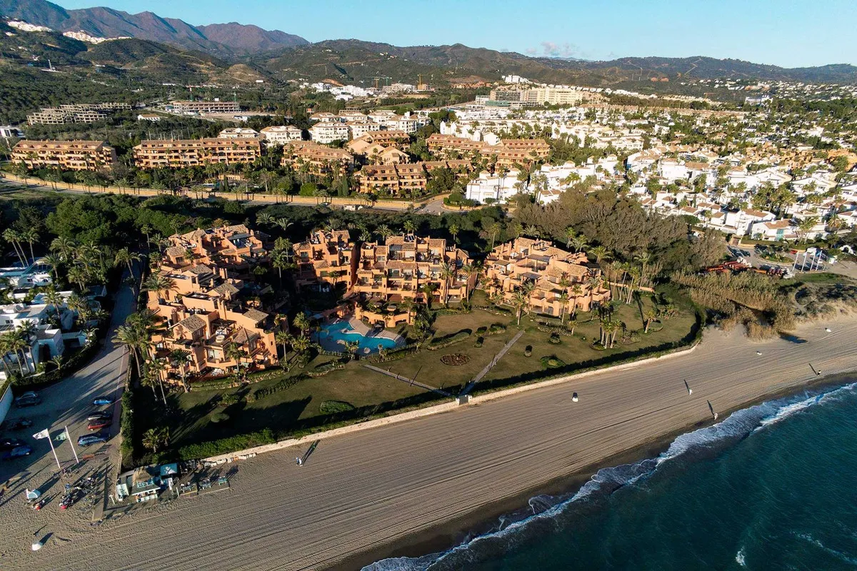 32b5079c-62e9-402f-be29-ea841f537ea2