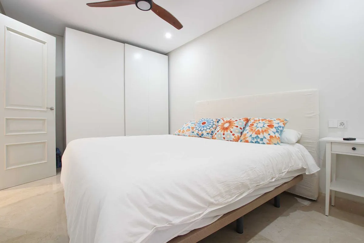 4537ef8e-3bf0-430e-bc7f-371397864c05