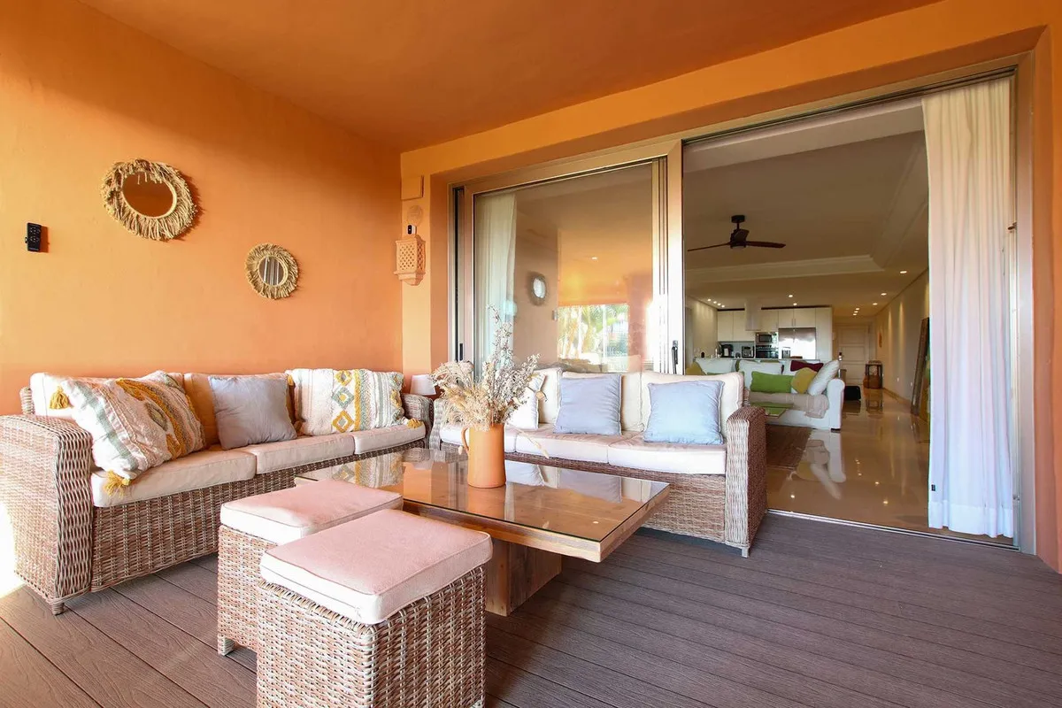 5e68c573-6e74-4d95-906b-bef5bae6625b