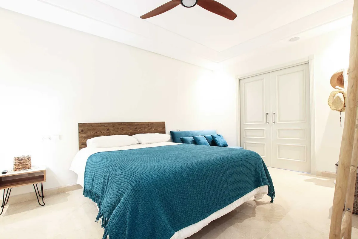 7b39363d-5f6a-4b24-8f21-87671c489d2d