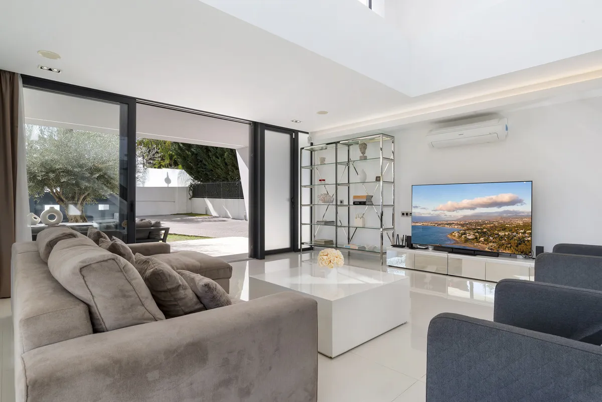 0e422bd1-5374-41d0-a47a-97cde5039bd2