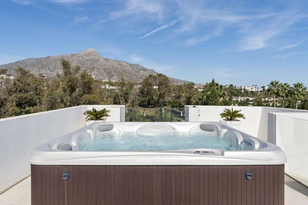 0ef45d18-aae2-4f3f-aa0e-471a98e87ab9