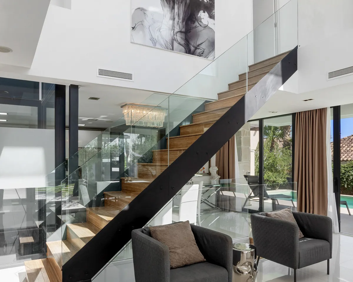 2f786f14-766e-4ff1-9287-ae406eaa9d57