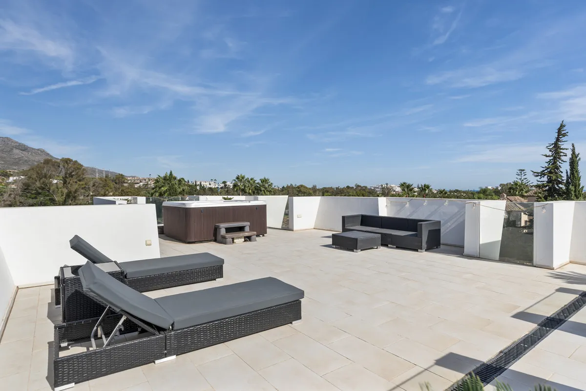 57406283-bd56-4bdd-b67d-717cbc7b9046