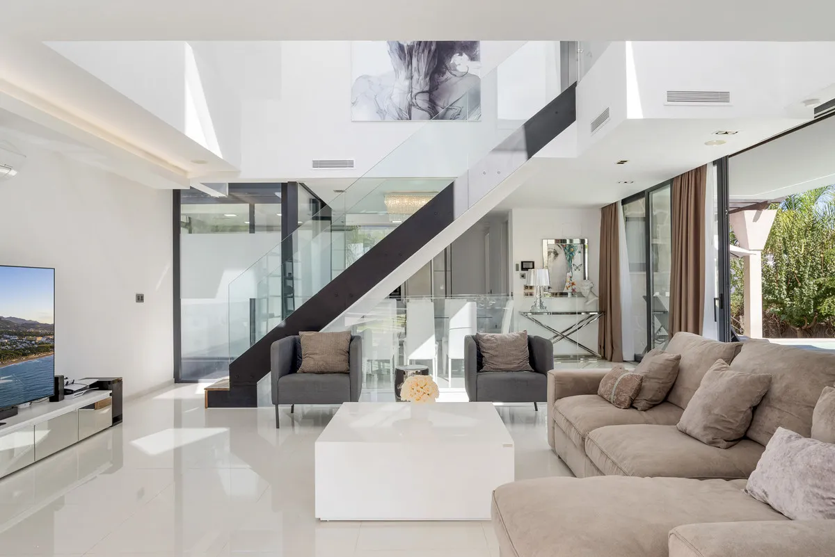 ecfc43d8-45c8-4198-98a1-1adbd6b244ed